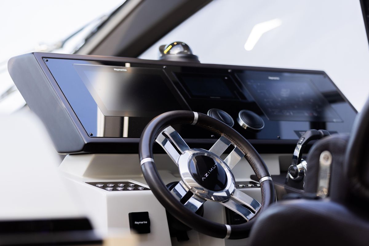 2018 Azimut 71 