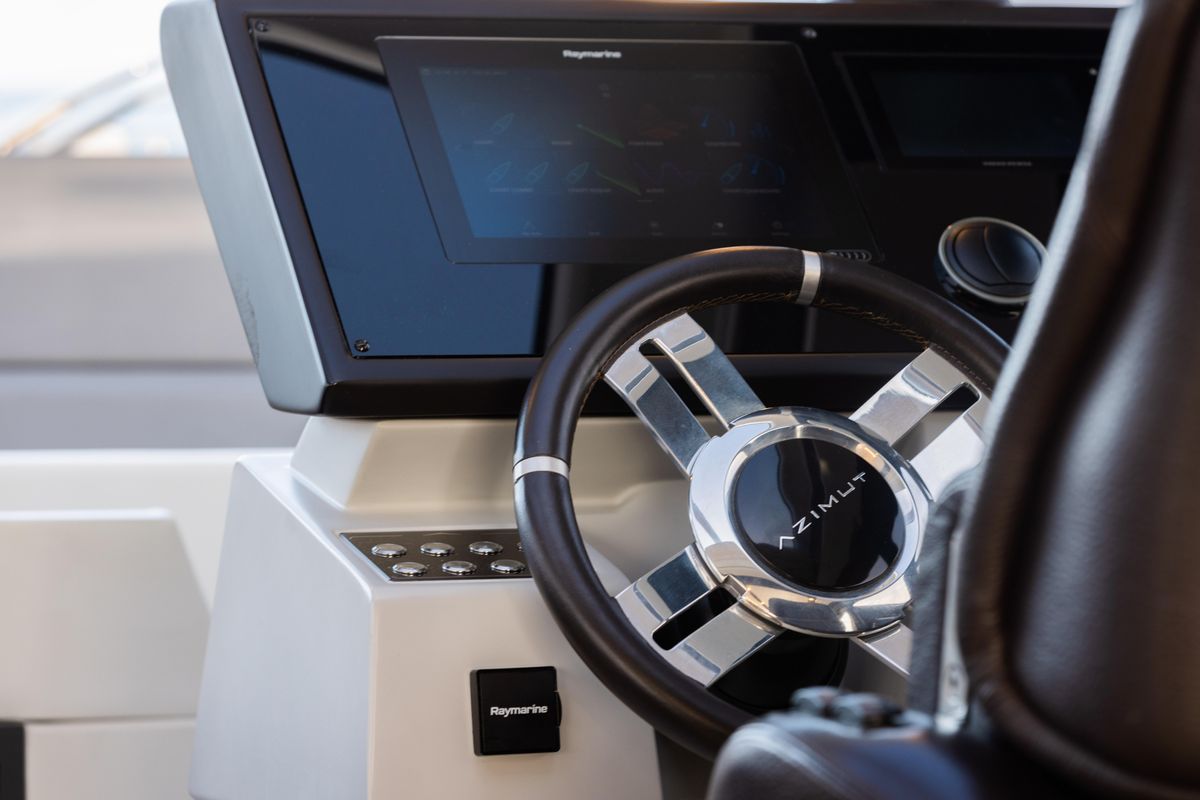 2018 Azimut 71 