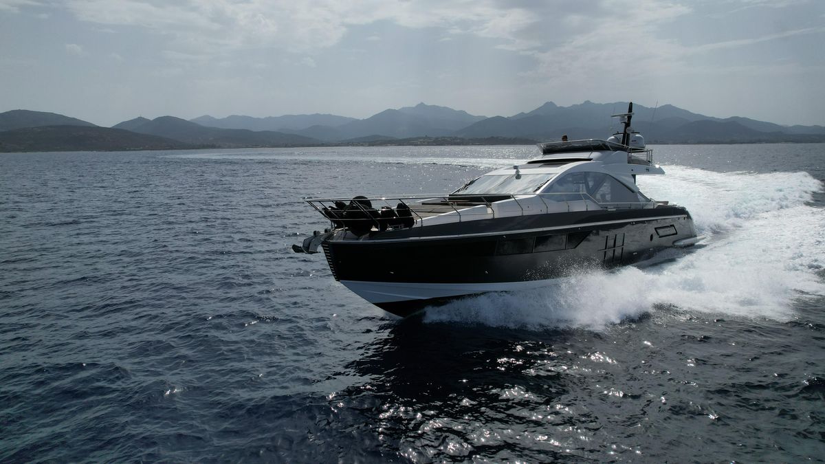 2018 Azimut 71 