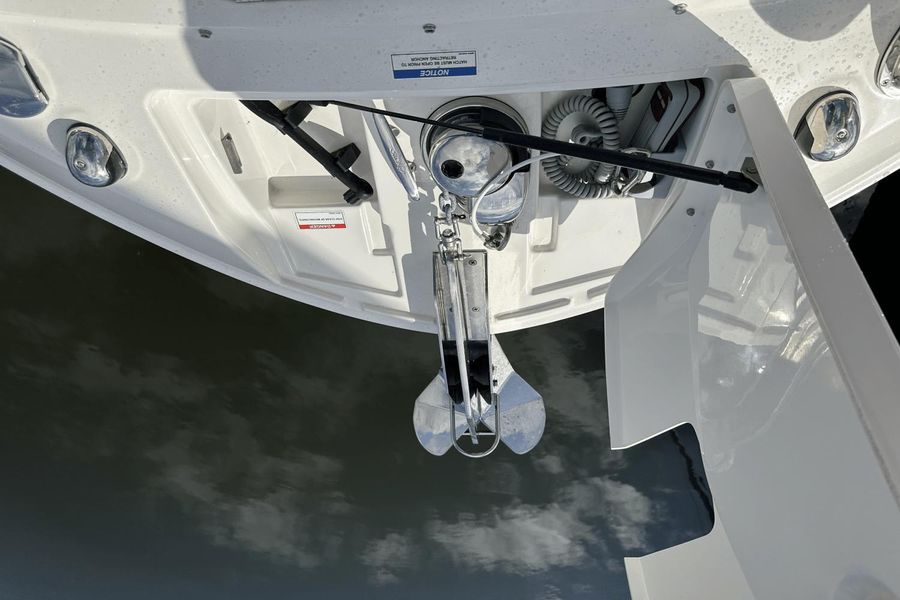 2018 Sea Ray 310 SLX Outboard