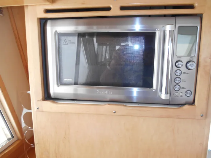 Lucky Yacht Photos Pics Built-in Breville microwave in a 2001 Californian 39 yacht kitchen.
