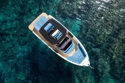 2025 De Antonio Yachts D32