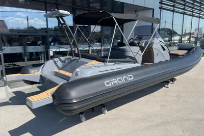 2025 Grand G850HGLF Black INOX Carbon