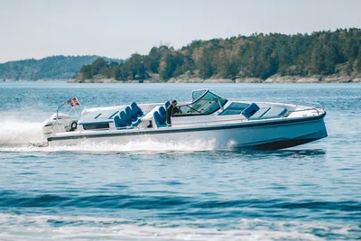 2025 Axopar 37 Spyder