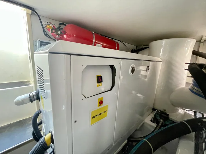 My Way Yacht Photos Pics 