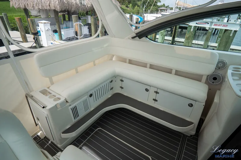 Legacy Yacht Photos Pics 