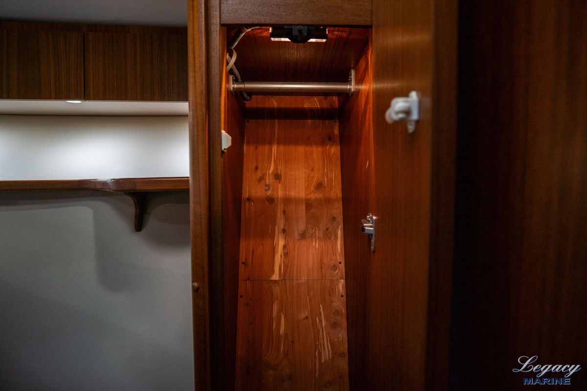 2003 Tiara Yachts 42 