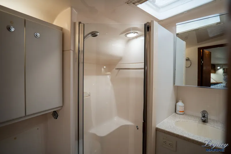 Legacy Yacht Photos Pics 