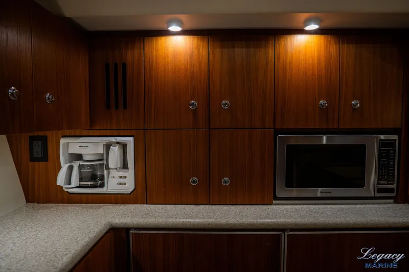 Legacy Yacht Photos Pics 