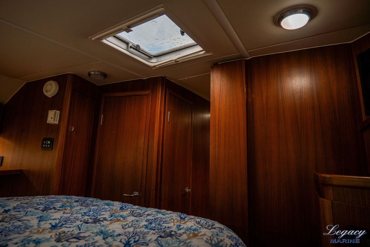 2003 Tiara Yachts 42 