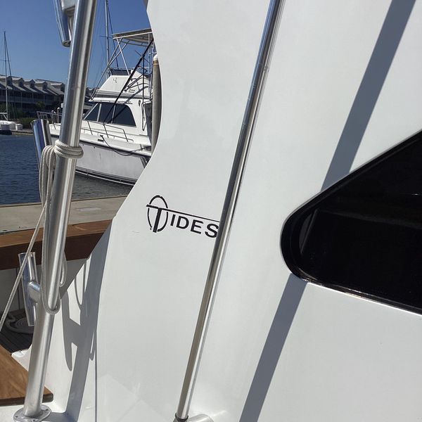 2017 Tides 45 Sport Fish Convertible