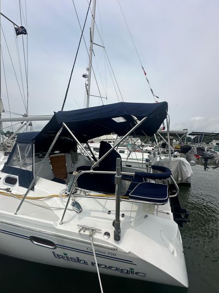 2005 Catalina 350