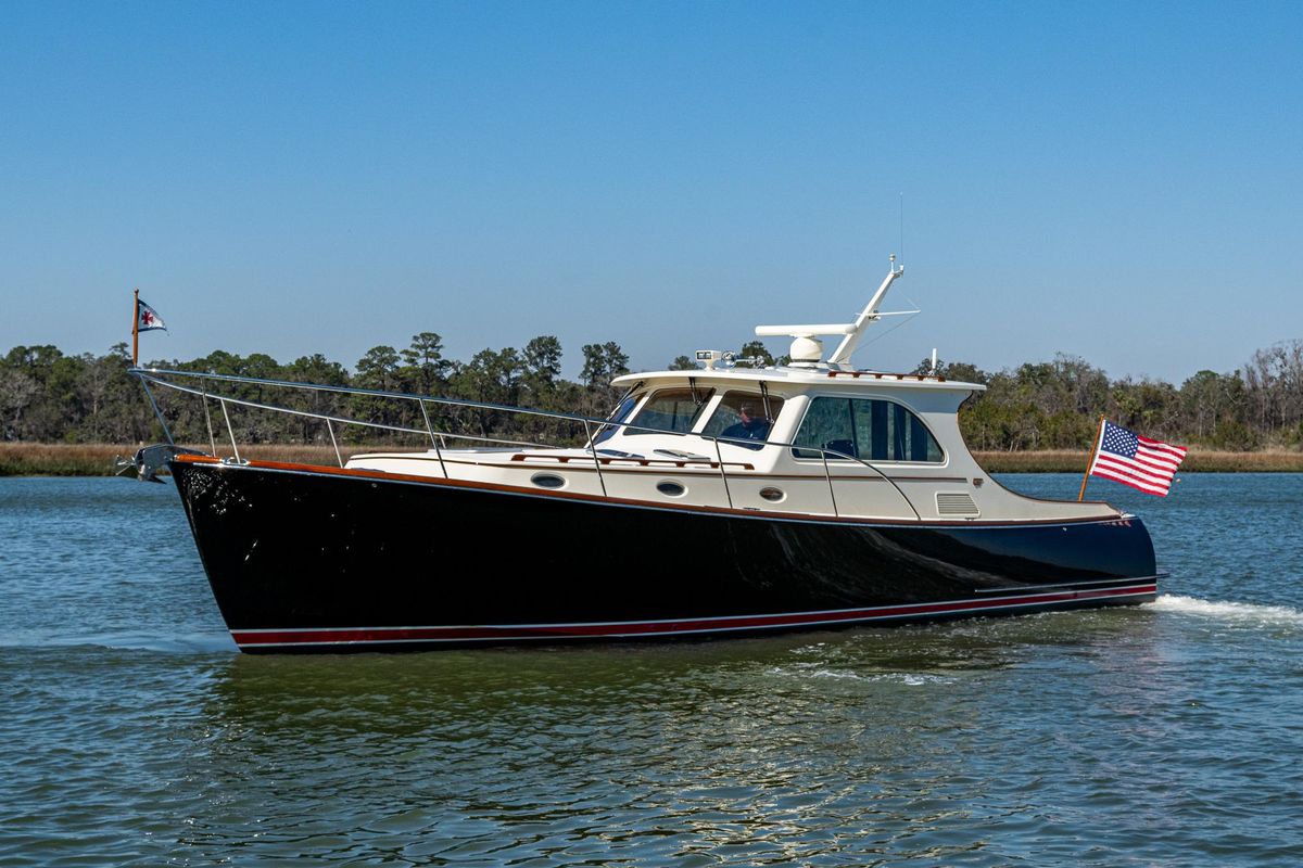 2006 Hinckley 44 