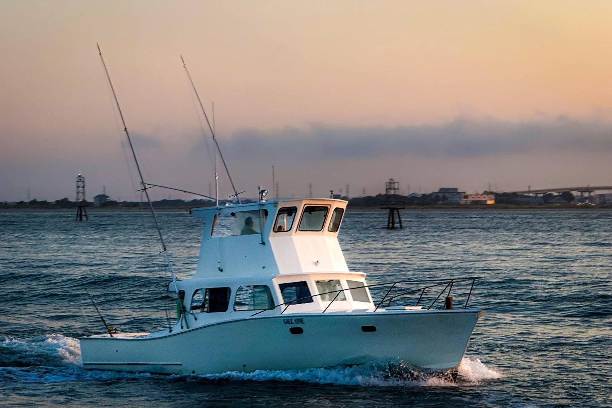 Custom Carolina 35 Flybridge