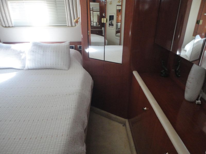 2002 Sea Ray 420 Aft Cabin