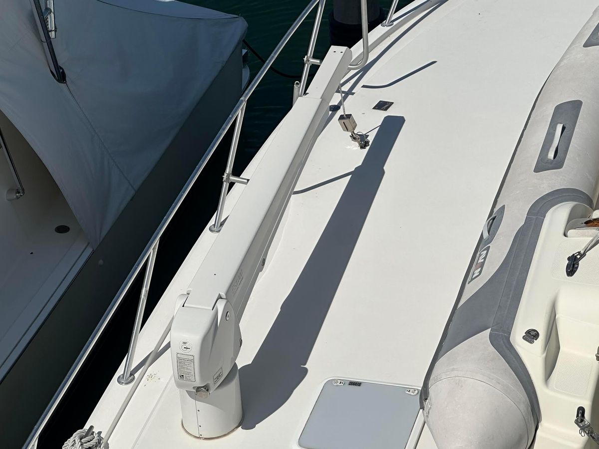 2000 Viking 58 