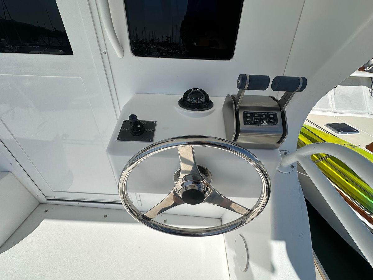 2000 Viking 58 