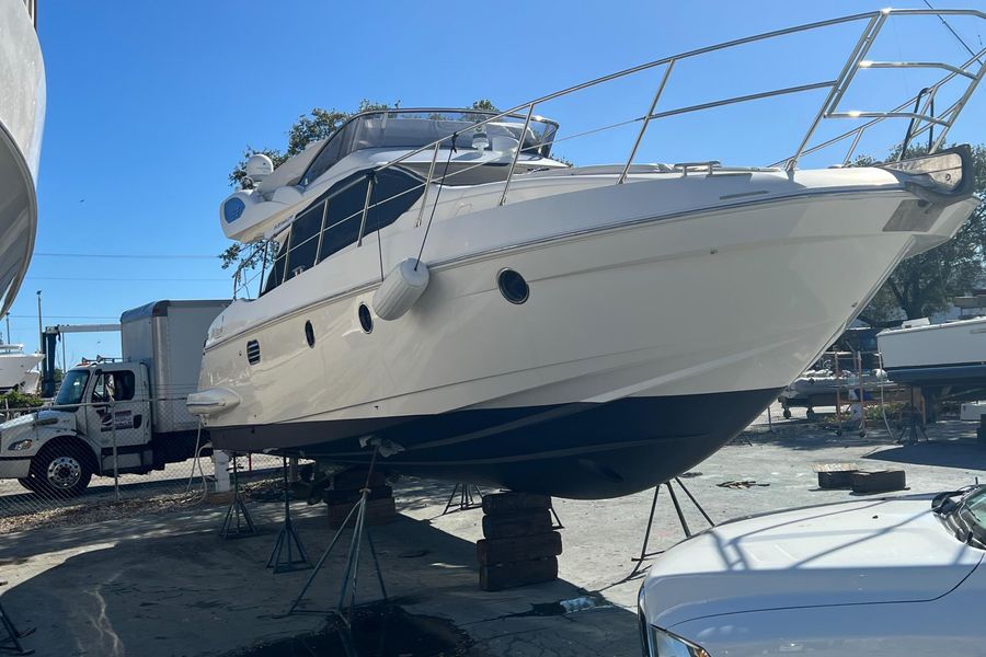 2009 Azimut 43S