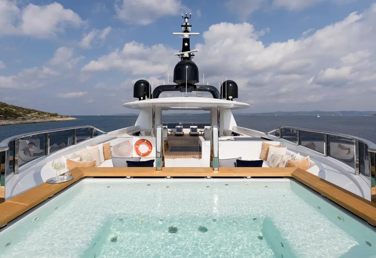 Samurai Yacht Photos Pics 