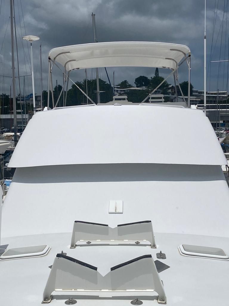 2005 Hatteras 50 