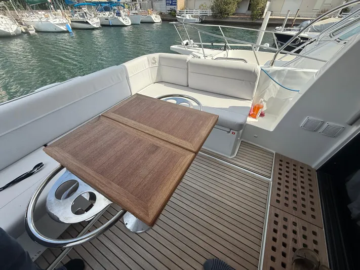 Pierre Yacht Photos Pics 