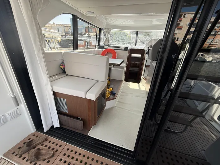 Pierre Yacht Photos Pics 