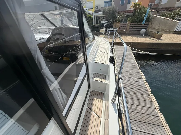 Pierre Yacht Photos Pics 