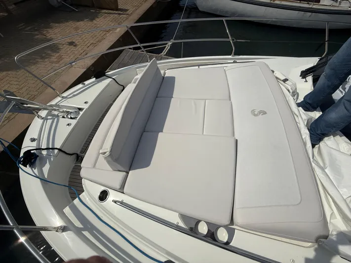 Pierre Yacht Photos Pics 