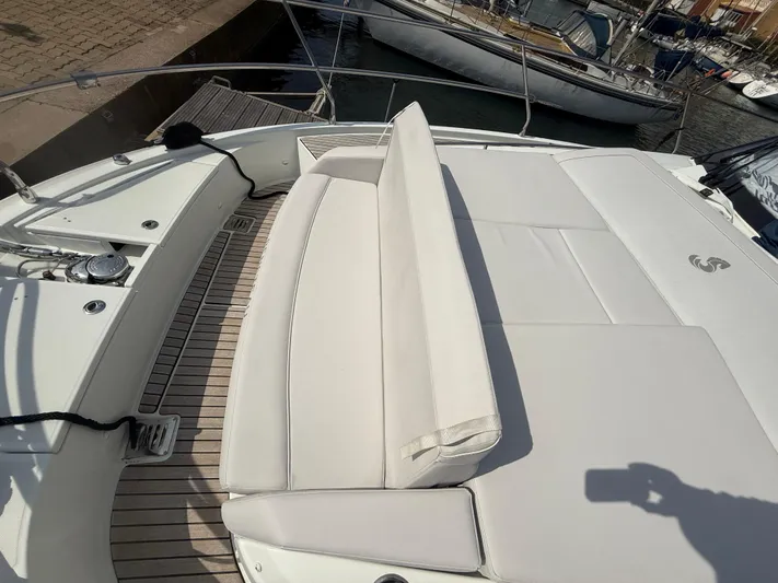 Pierre Yacht Photos Pics 