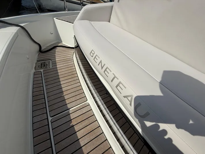 Pierre Yacht Photos Pics 