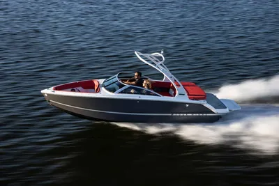 2025 Four Winns H1