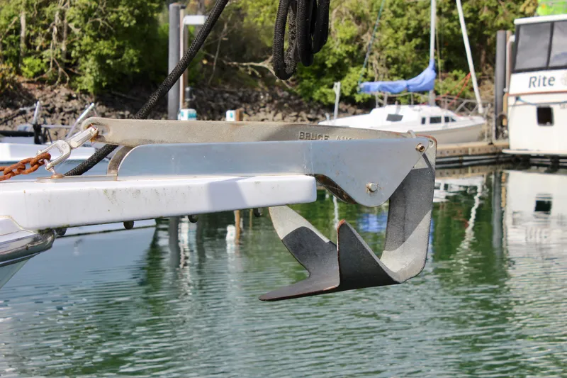 Rc Venture Yacht Photos Pics Anchor on Ocean Alexander 44 yacht, 1989 model, docked in a marina.