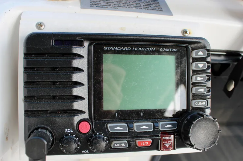 Rc Venture Yacht Photos Pics Standard Horizon Quantum radio on 1989 Ocean Alexander 44 yacht dashboard.