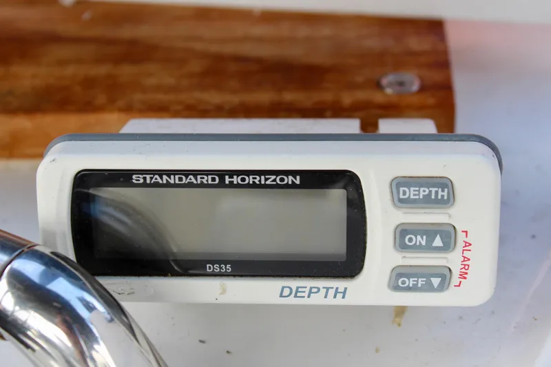 Rc Venture Yacht Photos Pics Standard Horizon depth gauge on 1989 Ocean Alexander 44 yacht.