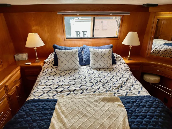 Rc Venture Yacht Photos Pics 