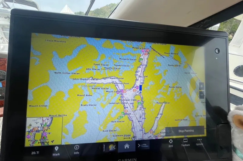  Yacht Photos Pics Navigation screen on 1999 Bayliner 3988 Motoryacht displaying detailed marine map.