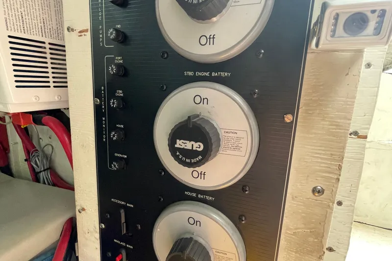  Yacht Photos Pics Control panel of a 1999 Bayliner 3988 Motoryacht with battery switches and indicators.