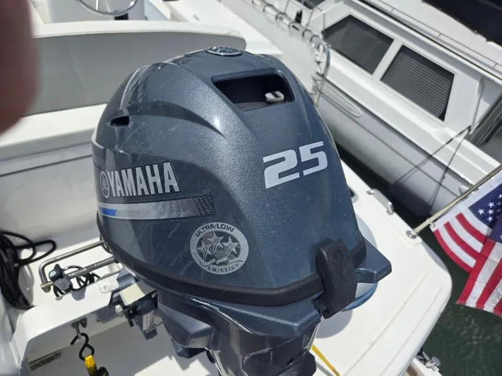 Chinook Yacht Photos Pics 