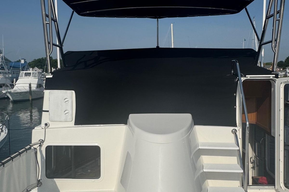 2010 American Tug 52 