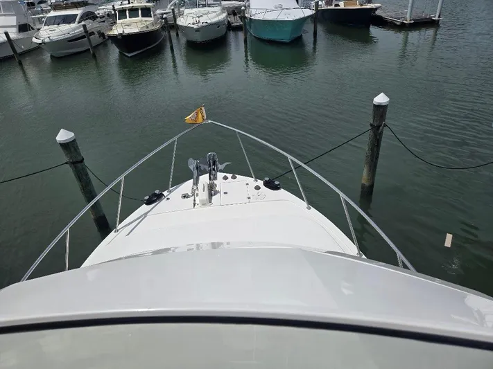 Chinook Yacht Photos Pics 