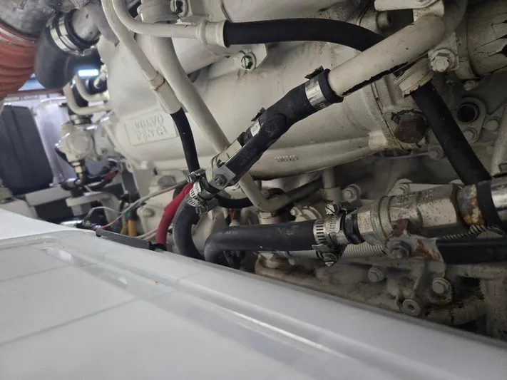 Chinook Yacht Photos Pics 