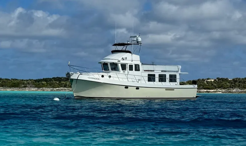 Chinook Yacht Photos Pics 