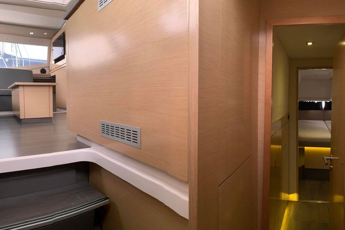 2015 Fountaine Pajot 43 