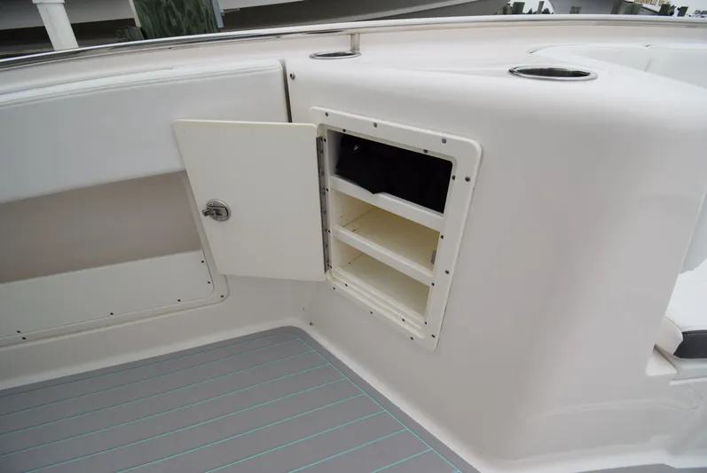 Chasin Yacht Photos Pics 