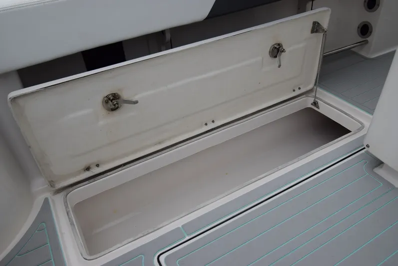 Chasin Yacht Photos Pics 