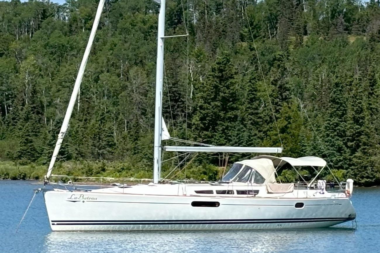marina Barker's Island Marina in Superior | YachtWorld