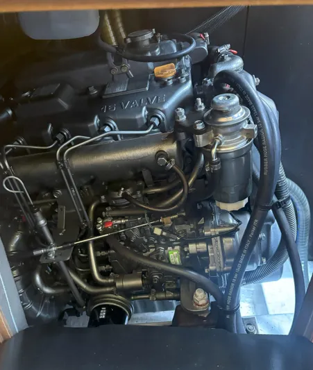  Yacht Photos Pics Engine of 2009 Jeanneau Sun Odyssey 44i sailboat, showcasing detailed mechanical components.