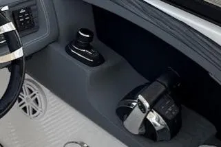  Yacht Photos Pics 2018 Cobalt 30SC boat controls and steering wheel close-up.