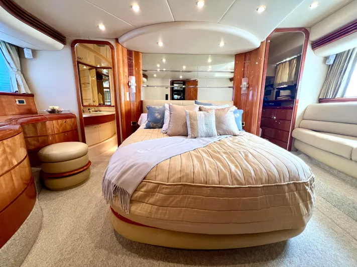 Jbys Trade Yacht Photos Pics Master StateRoom