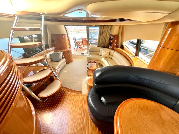Jbys Trade Yacht Photos Pics Salon Looking Aft